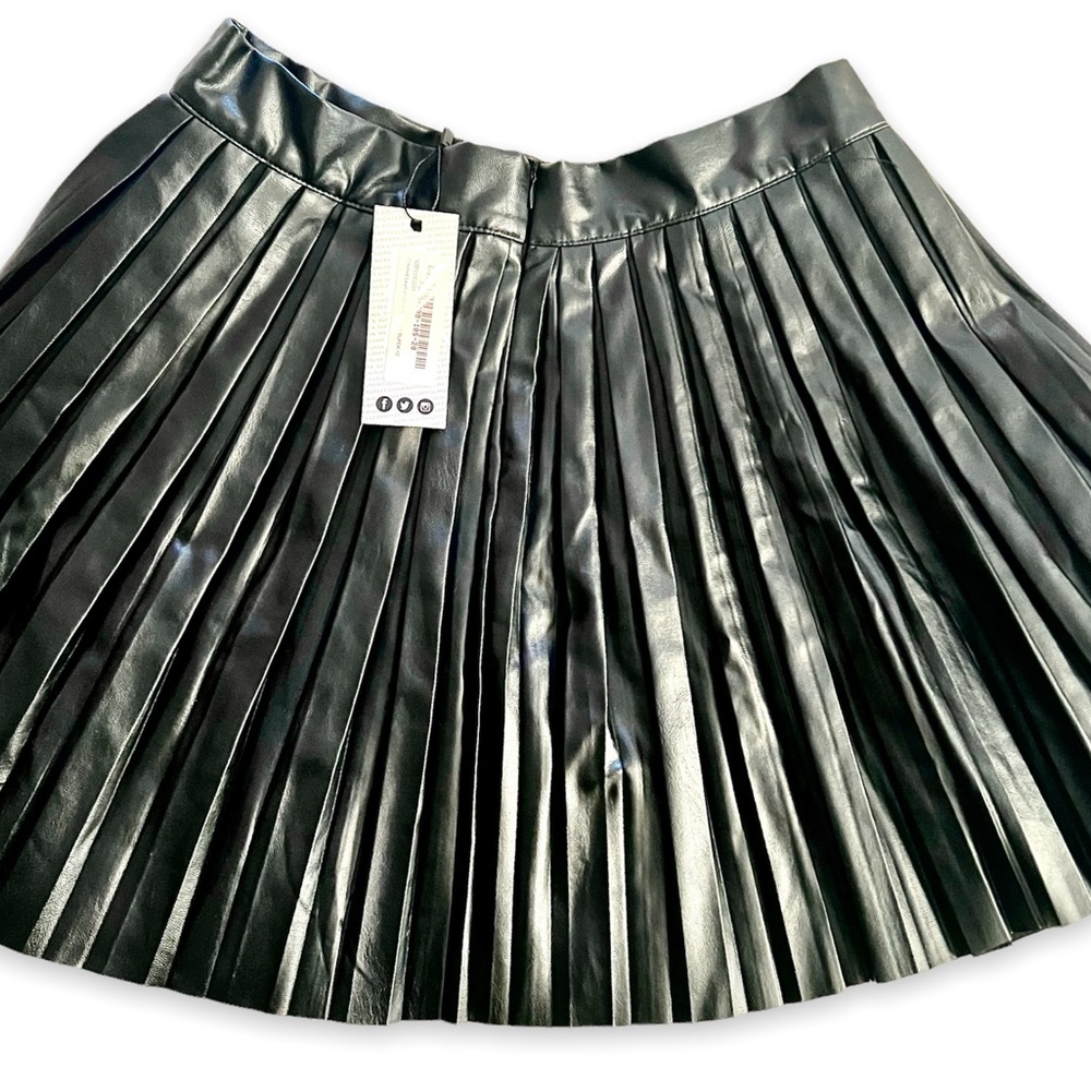 COPY - Faux leather pleated skirt size 12